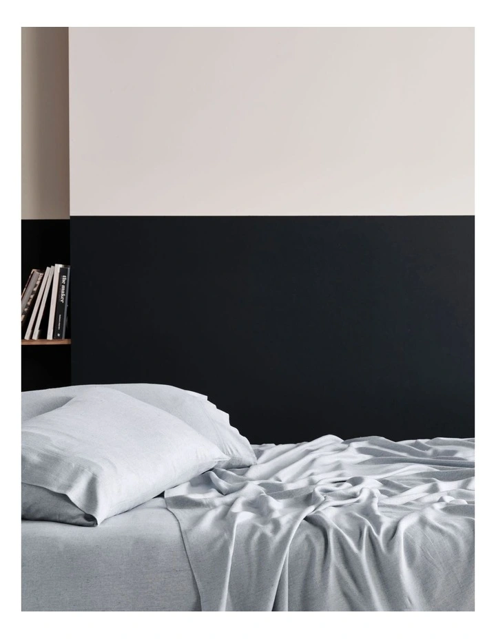 Rejeaneration Rialta Sheet Set in Silver