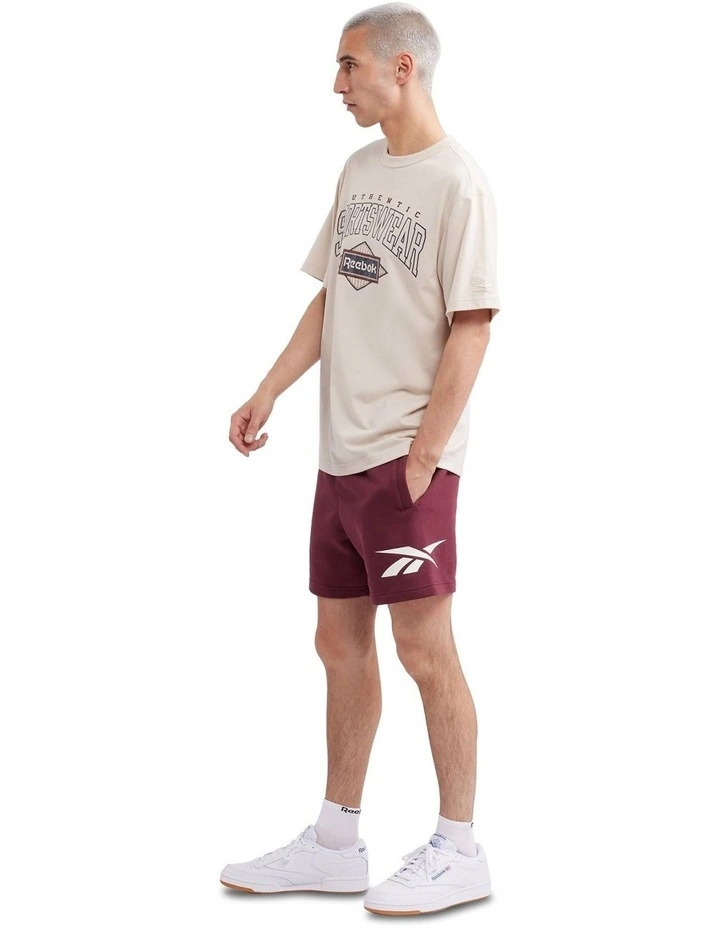 Tee in Stucco