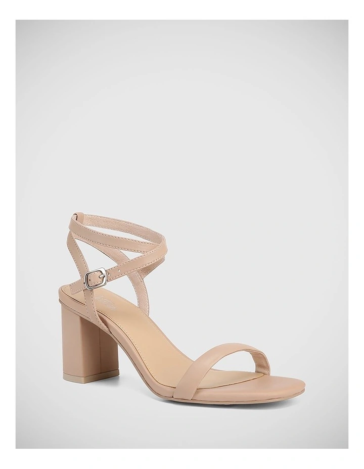 Carelinah Leather Sandal in New Flesh