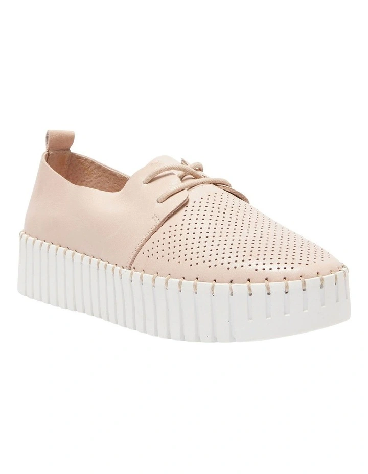 Central Sneakers in Blush Glove