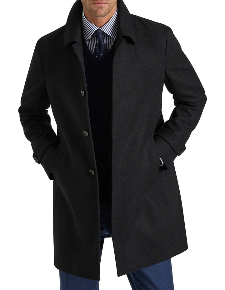 Earl Carcoat in Black