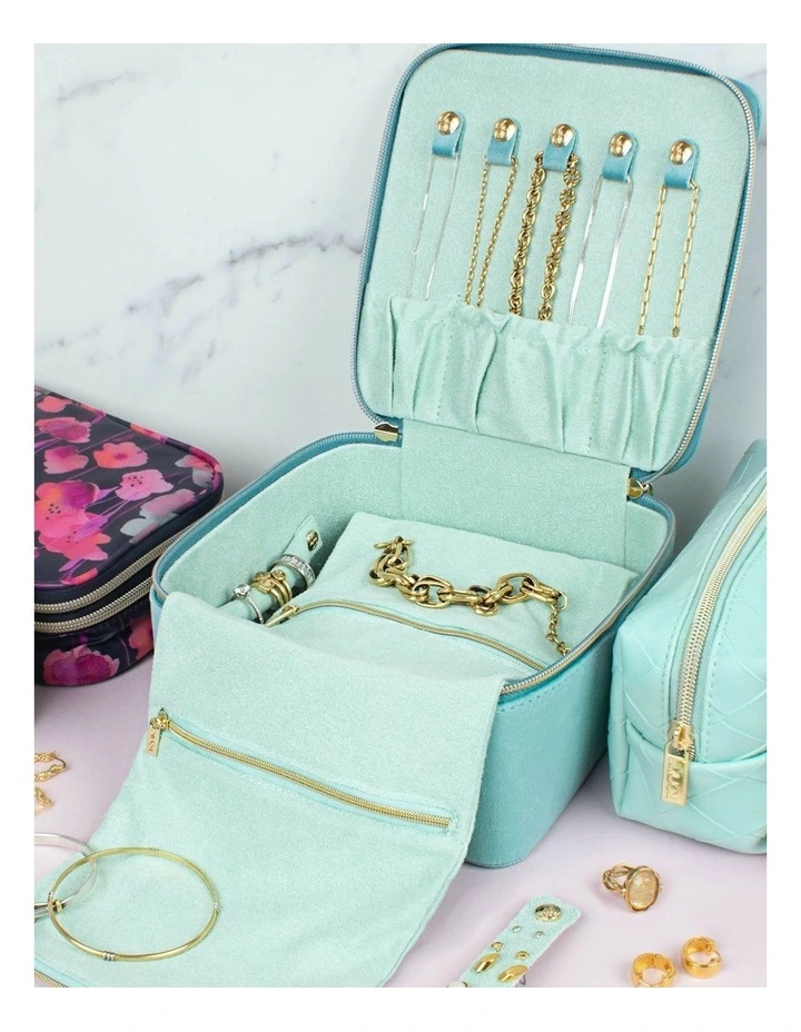 Luxe Velvet Large Jewellery Cube in Seafoam