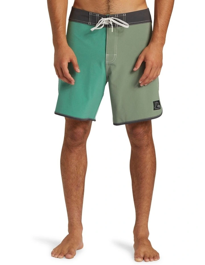 Original Scallop Jester 18" Boardshorts in Sea Spray