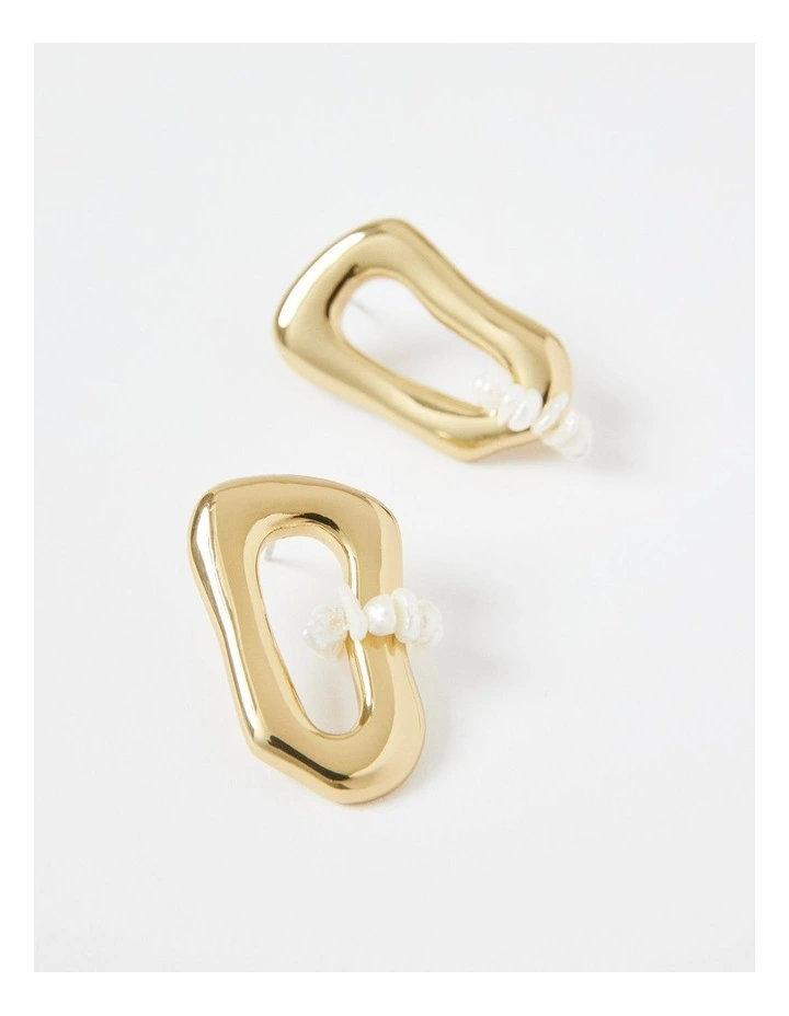 The Margo Organic Earrings in Gold