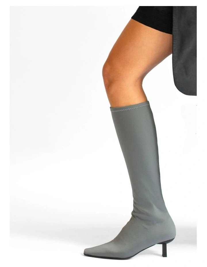 Otis Boots in Graphite