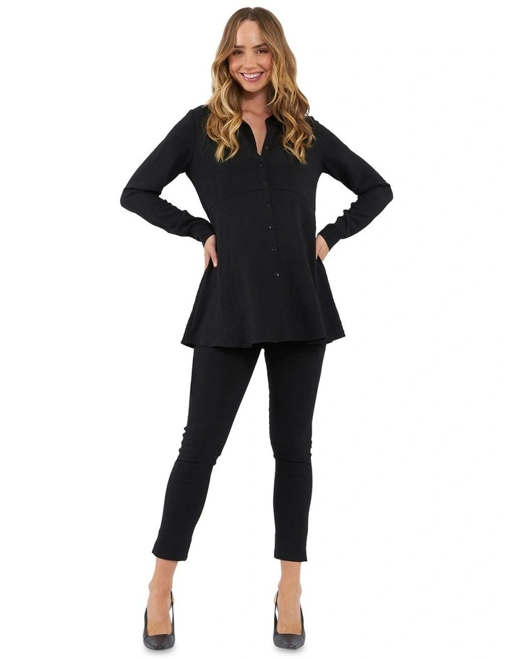 Suzie Capri Pant in Black
