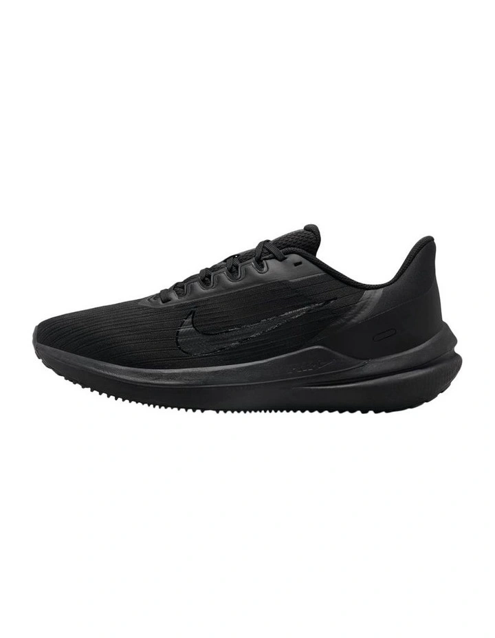 Air Winflo 9 Sport Shoes In Black
