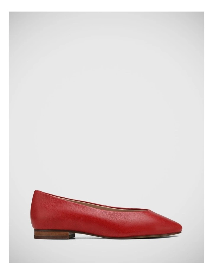 Angela Leather Flat in Red