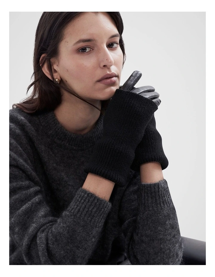 Leather Gloves in Black
