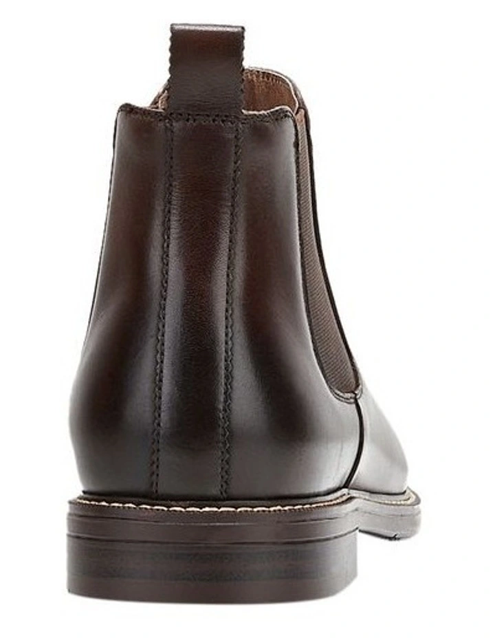 Hanger Boot in Cognac Burnish