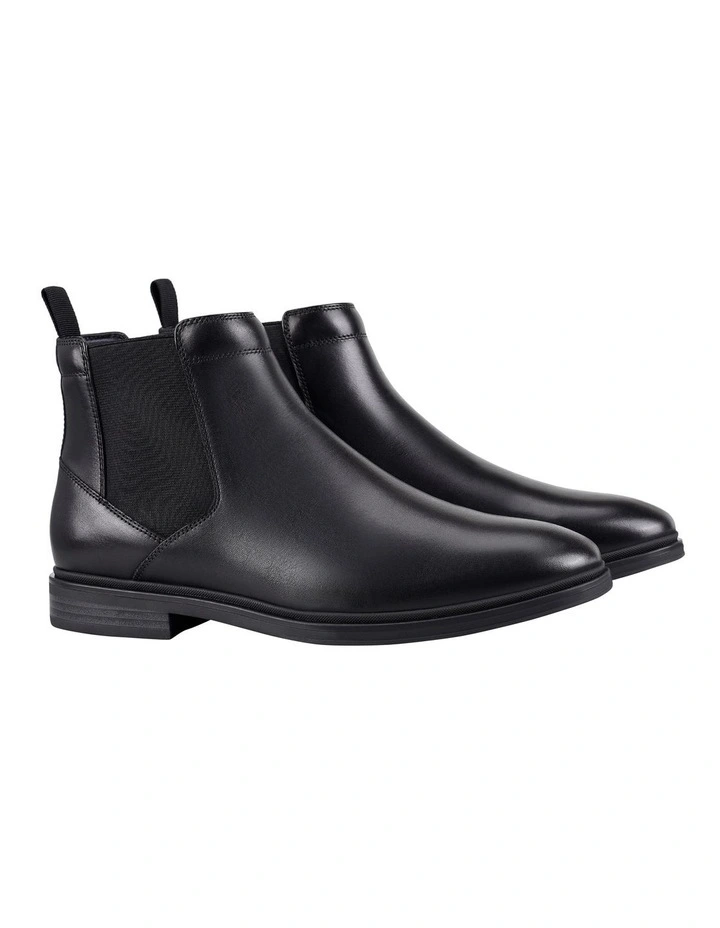 Illicit Boot in Black