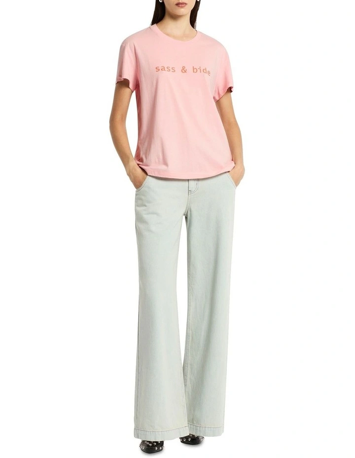 The Classics Tee in Pink