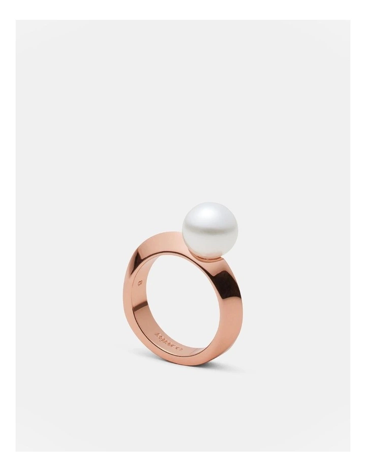 The Edge Pearl Ring in Rose Gold