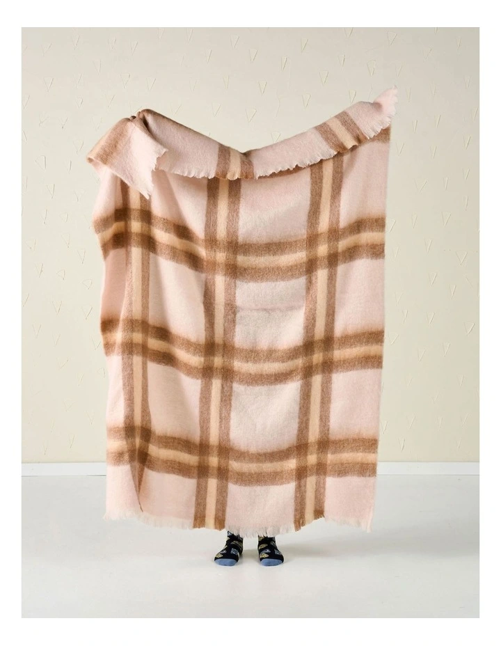 Clover Throw in Peony
