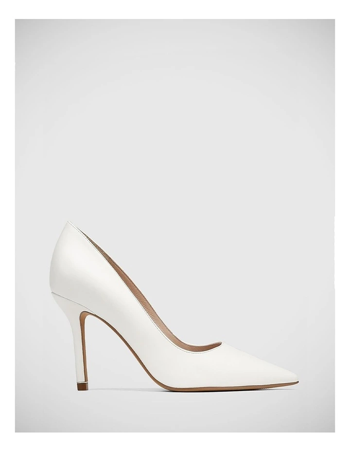Quendra Leather Shoes in White