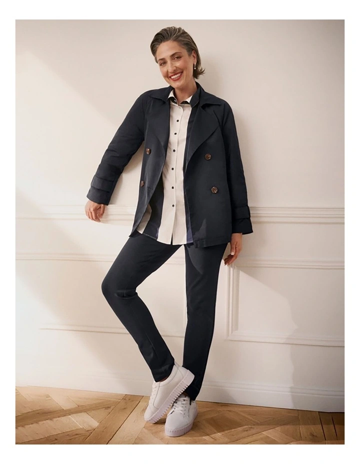 Pull On Super Stretch Pant in Navy