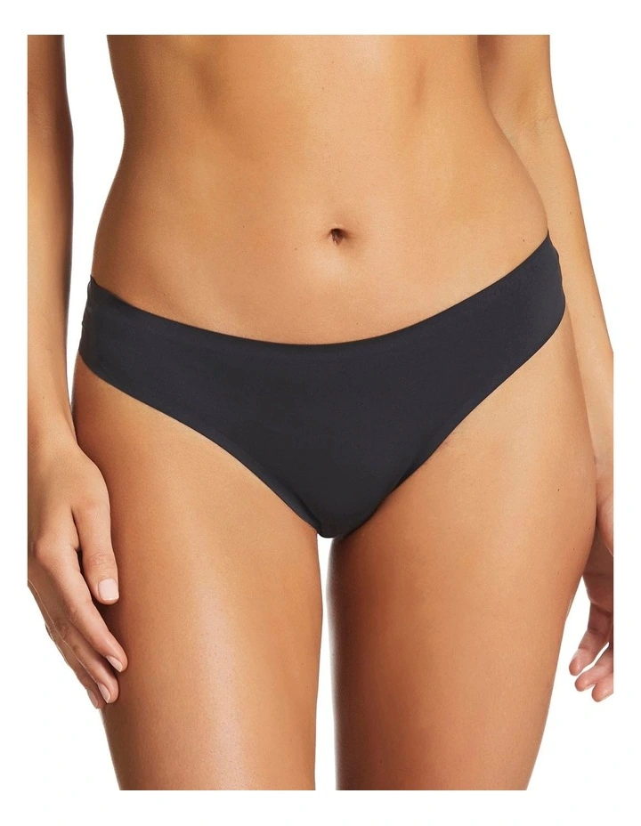 Invisibles G-String in Black