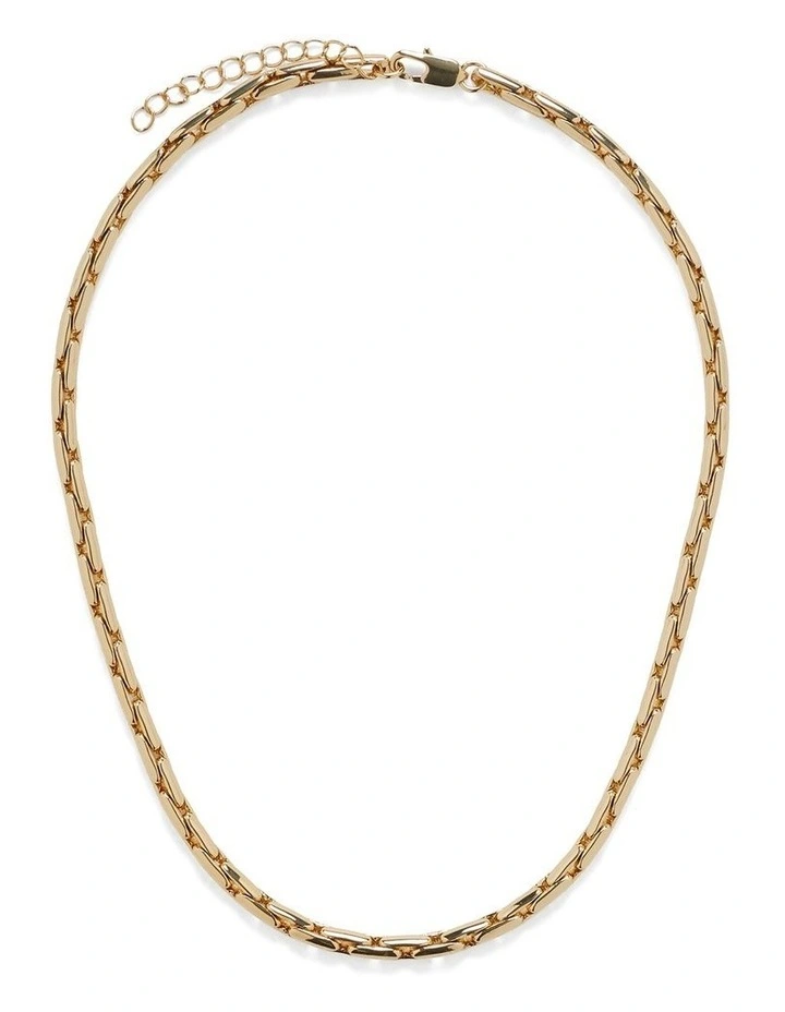 Lizzie Fine Link Necklace in Gold