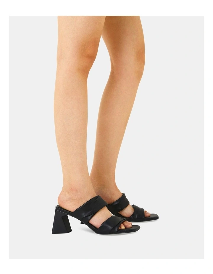 Yesterday Heels in Black