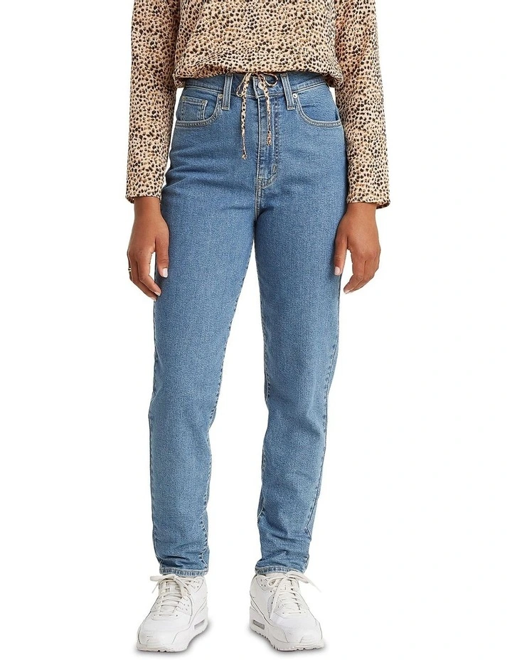High-Waisted Mom Jeans in Blue