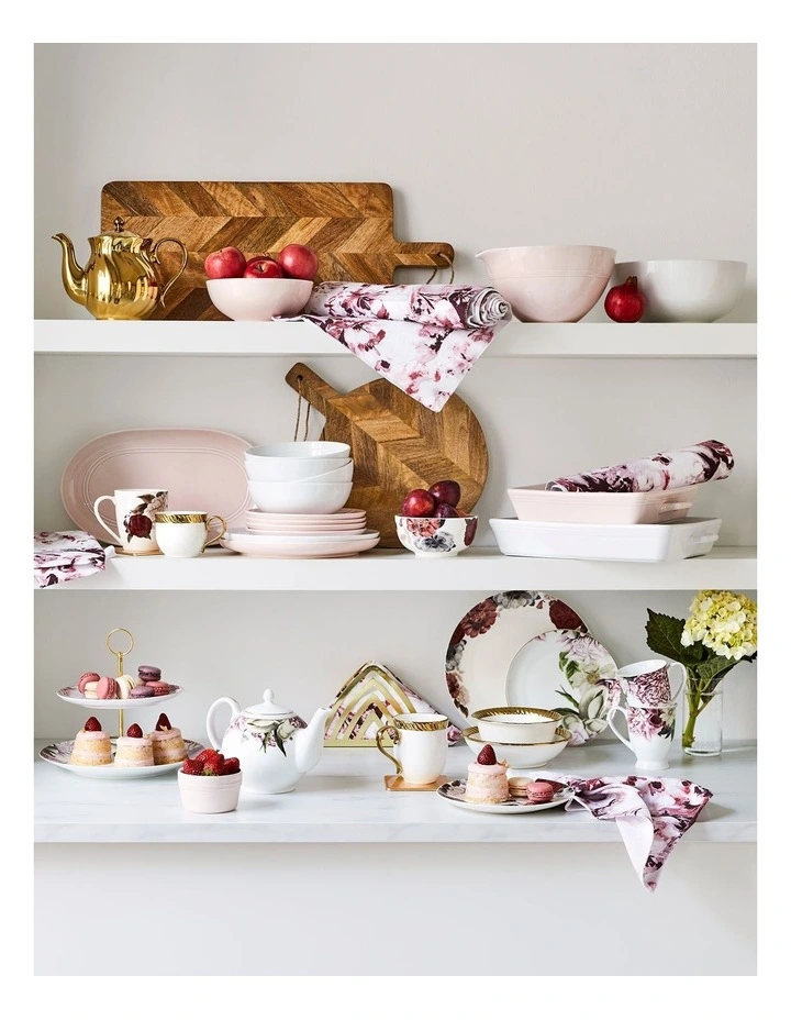 Avenue Oval Platter in Pink