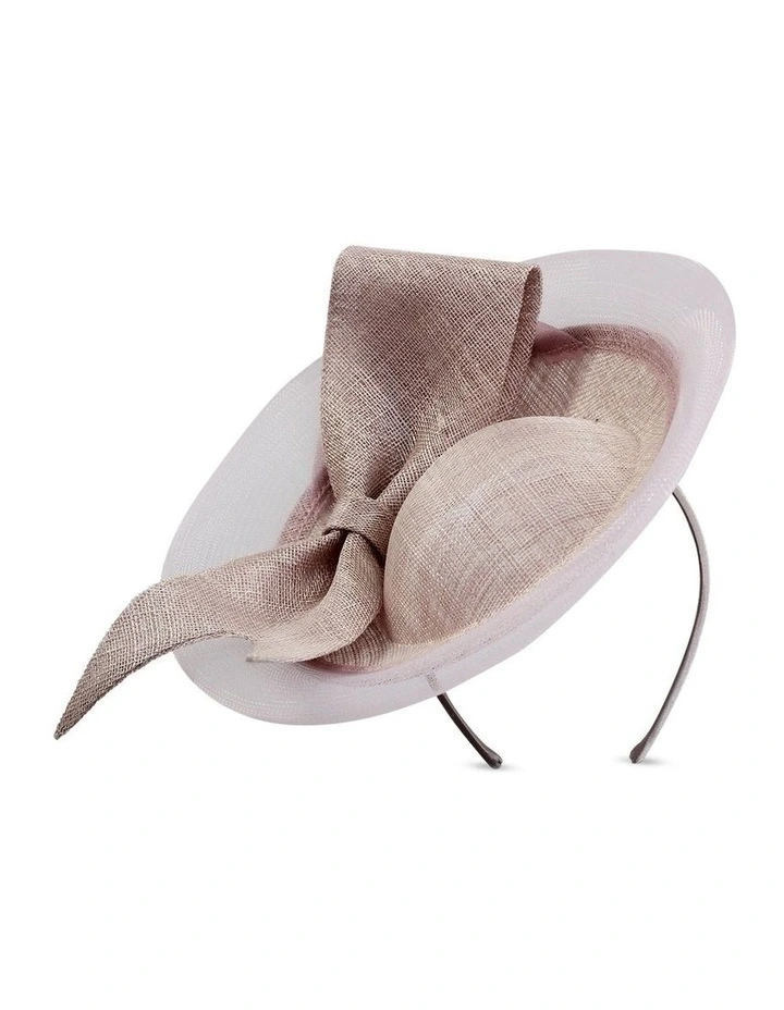 Zoya Fascinator in Nude