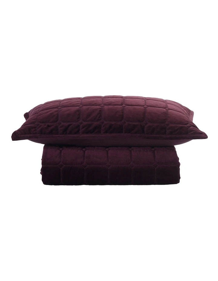 Meeka Coverlet Set In Port