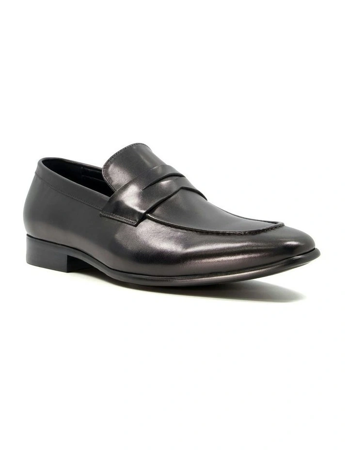 Server Formal Shoe in Black