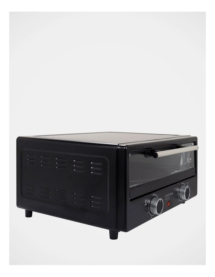 Pizza Oven in Black