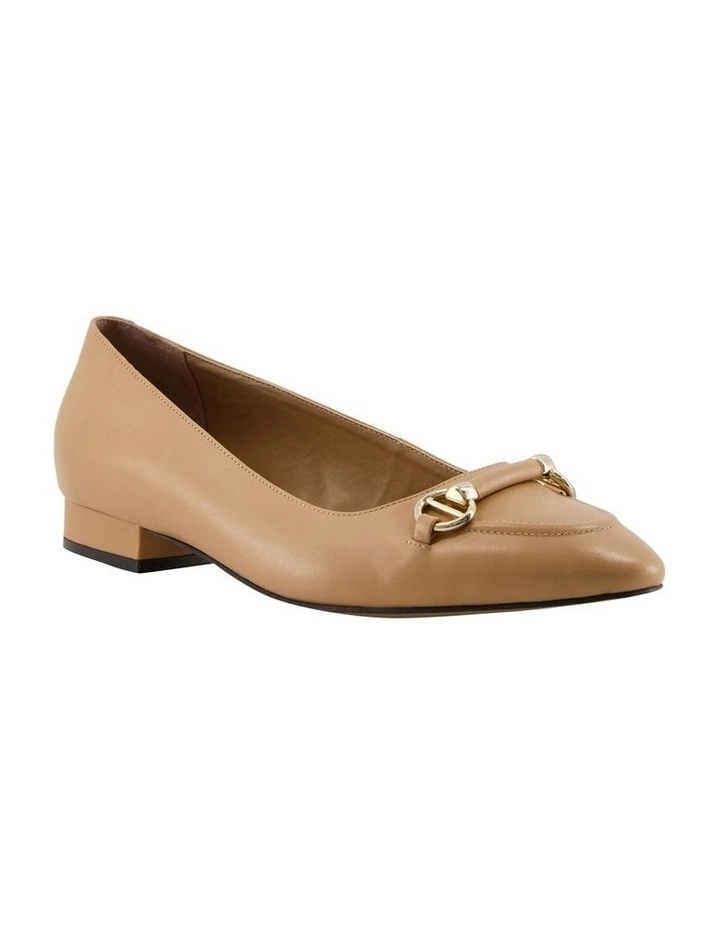 Hippy T Loafer in Camel