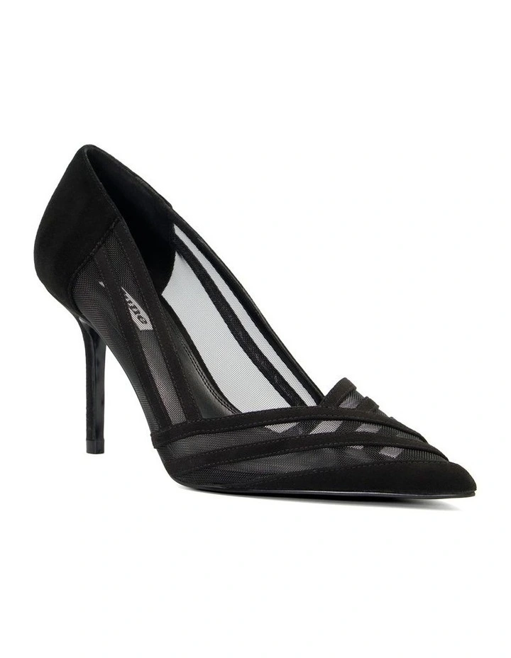 Axis Pump in Black