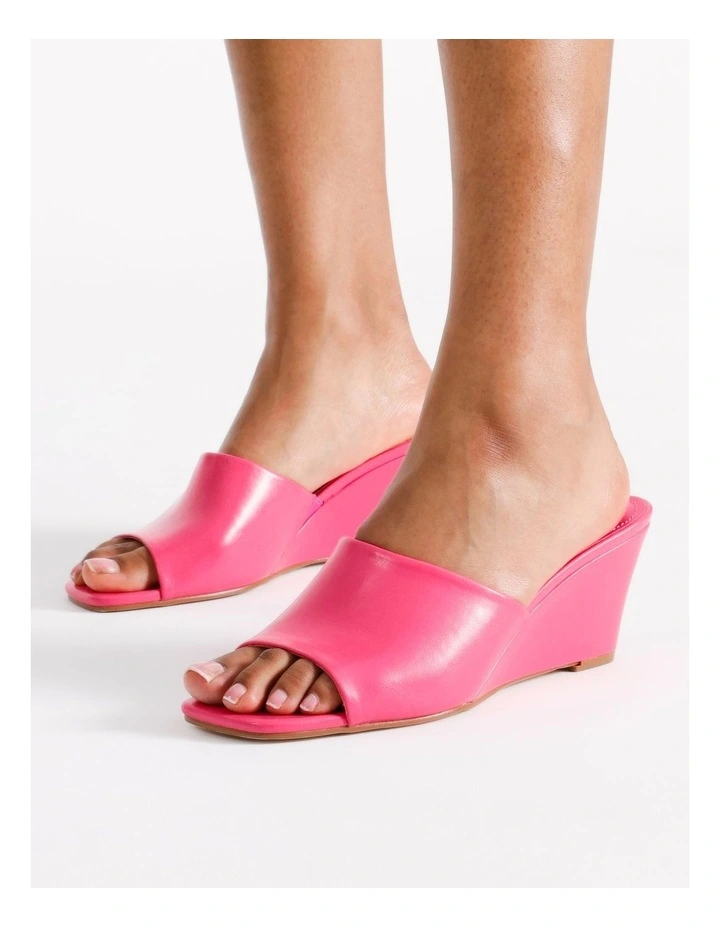Marta Sandal in Desert Rose