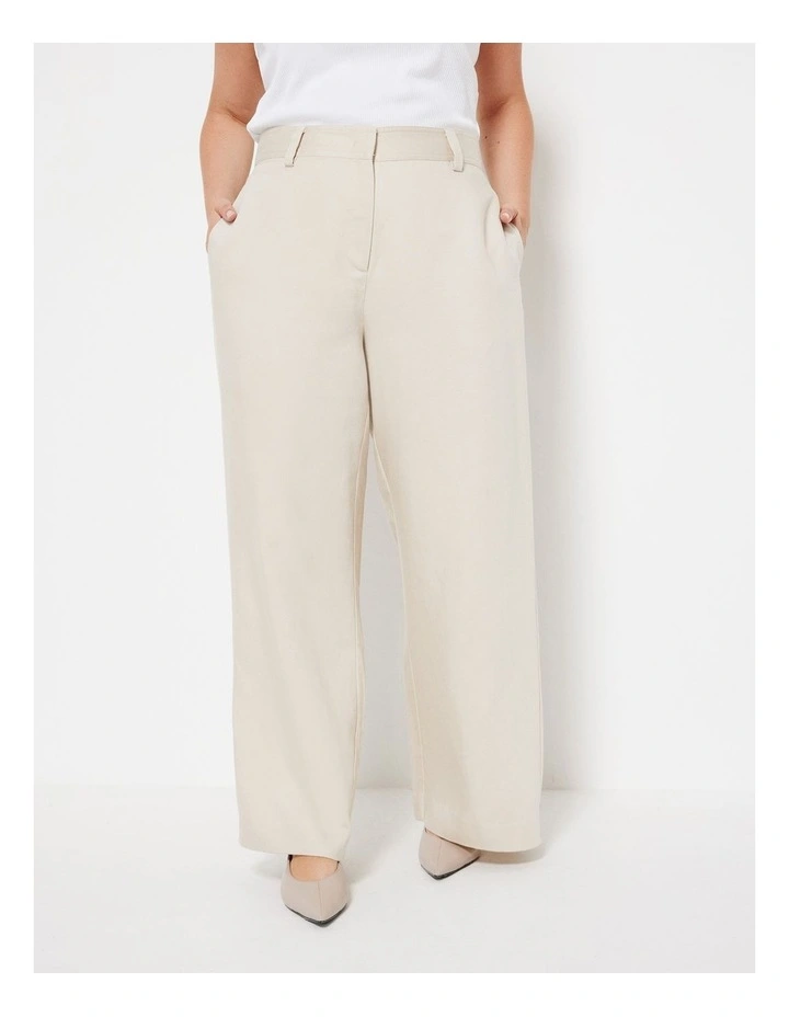 The Soft Twill Wide Leg Trouser in Ecru