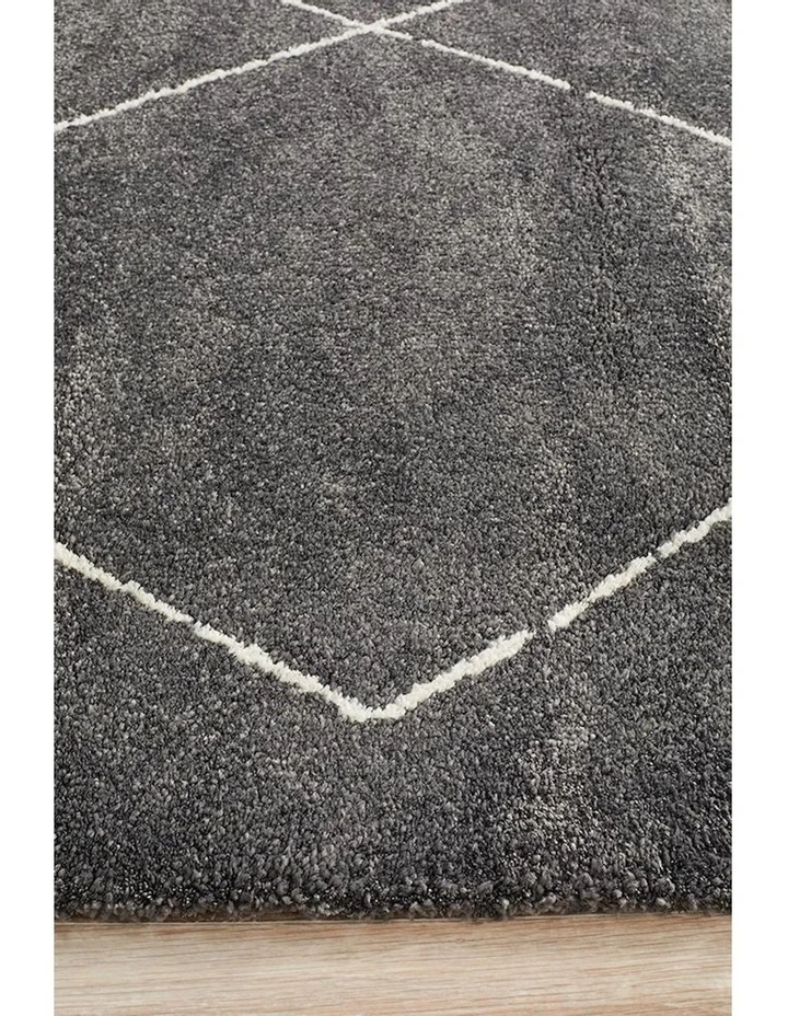 Broadway Rug 931 in Charcoal