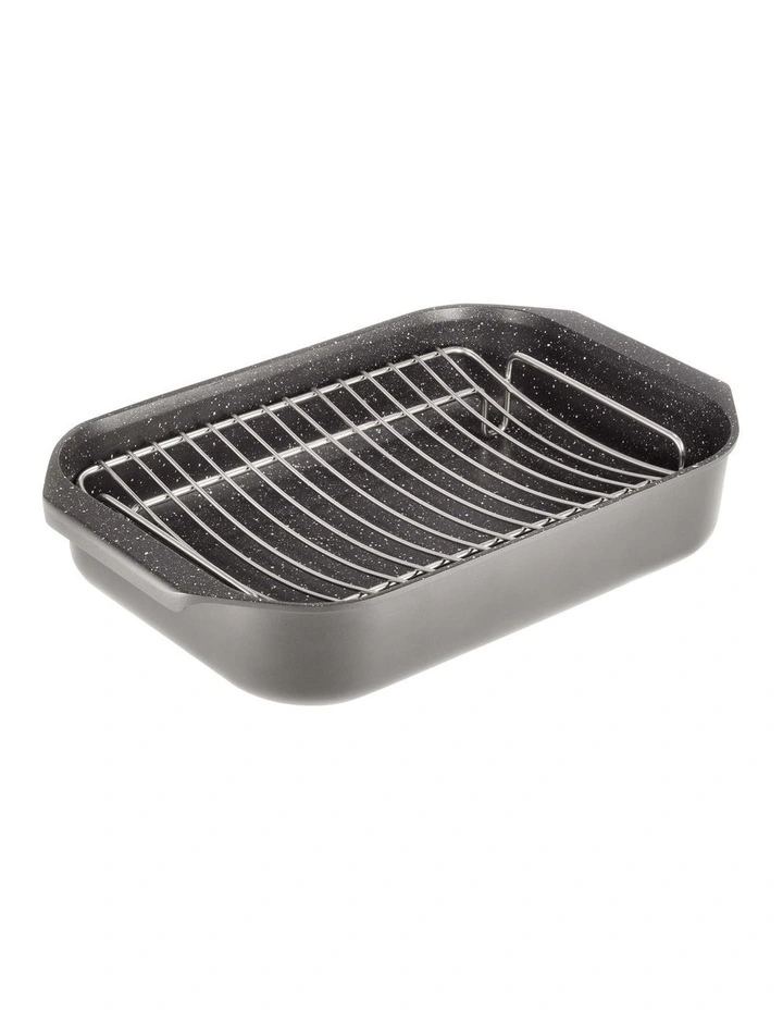 Classic Roaster With Rack 39x26cm in Black