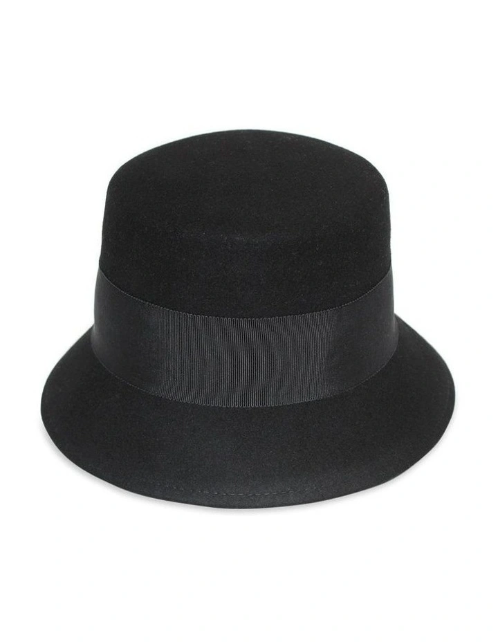 Darcy Bucket Hat in Black