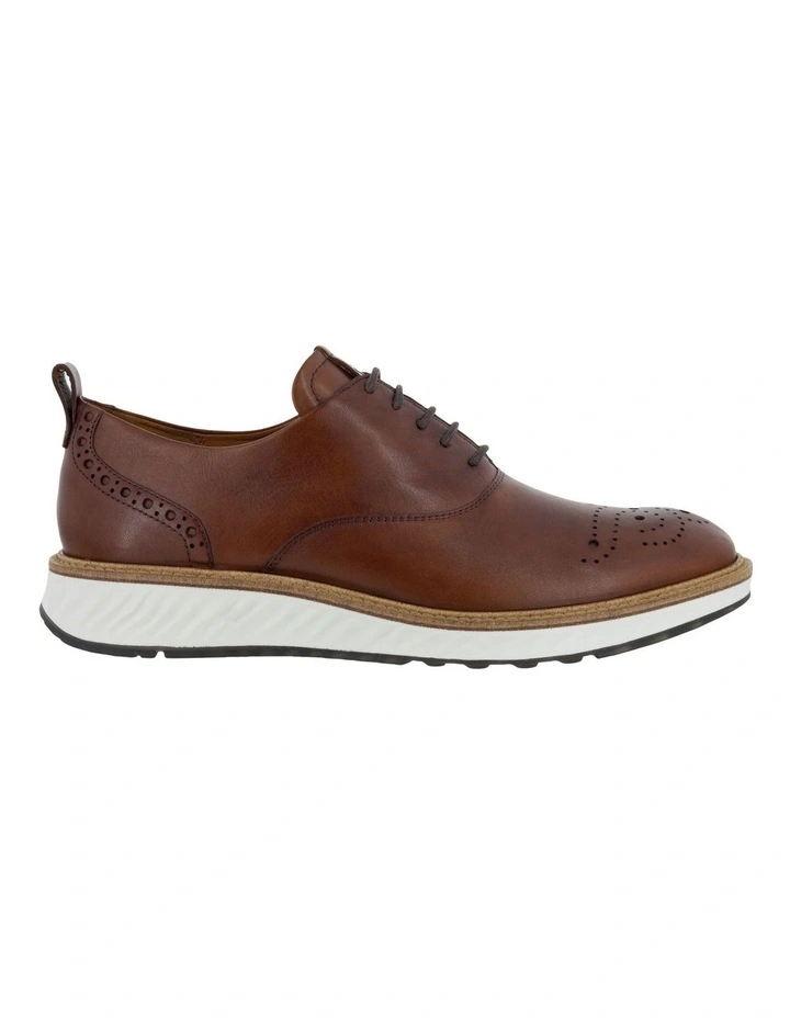 St.1 Hybrid Shoe in Brown