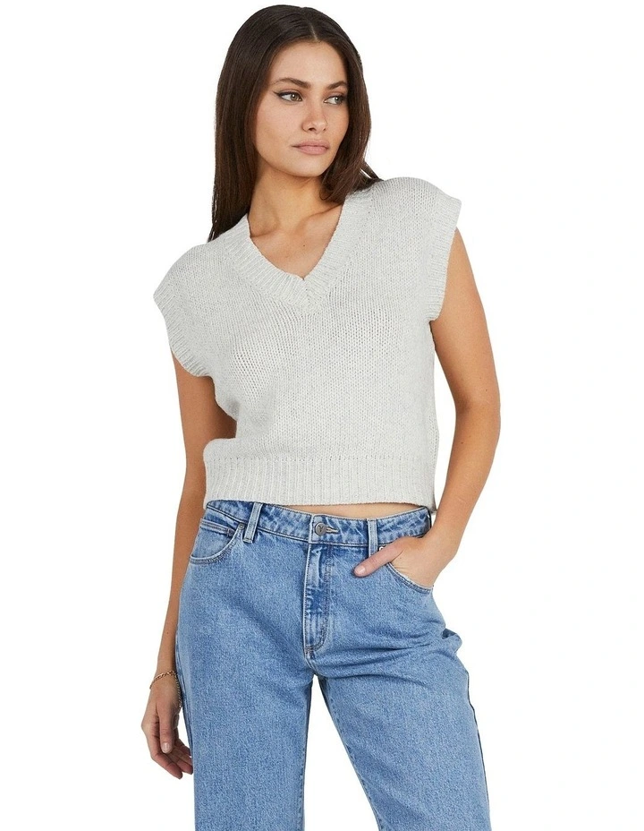 Knit Vest in Light Grey Marle