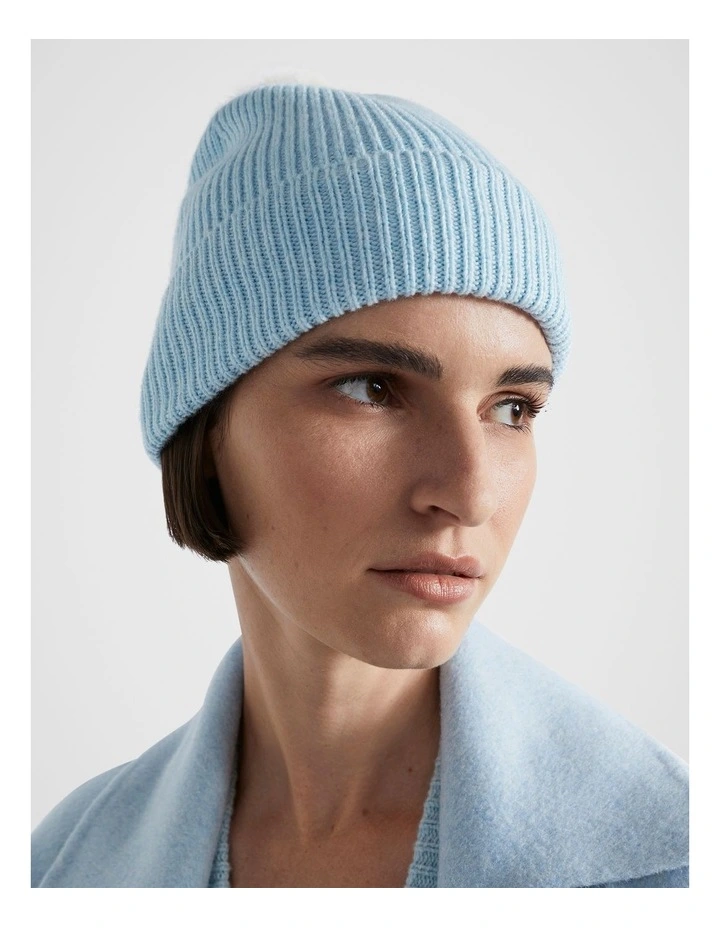 Pom Pom Beanie in Capri Marle