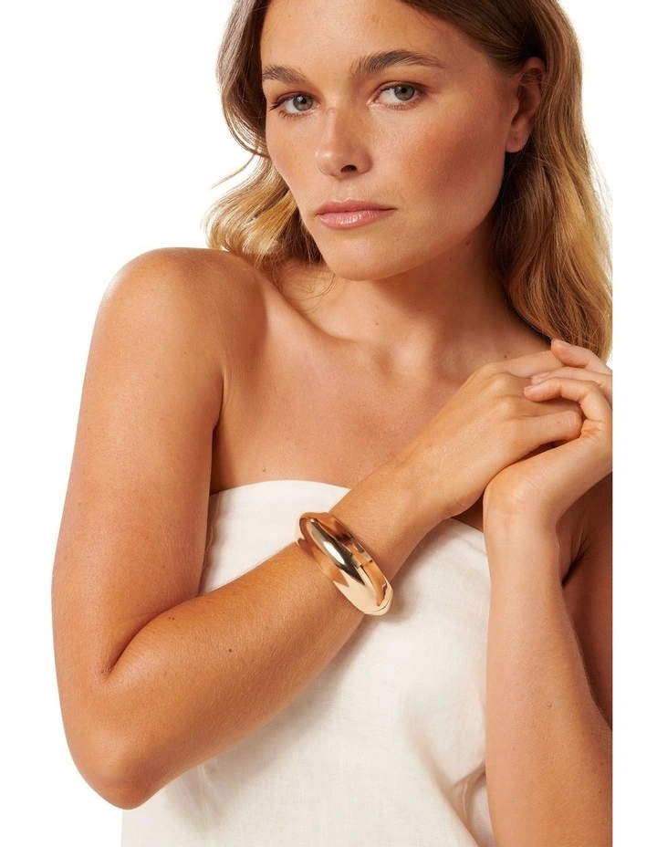 Signature Corinne Cuff in Gold