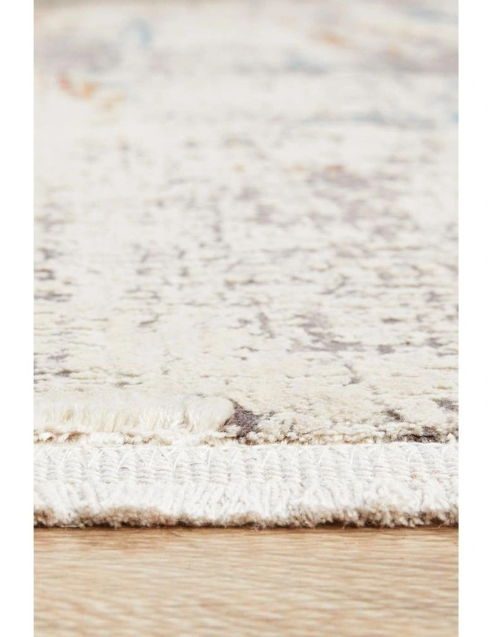 Reflections 102 Rug In Multi