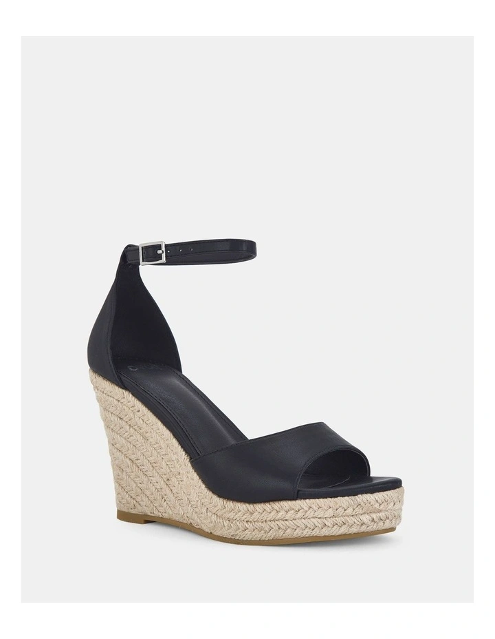 Willah Wedge in Black