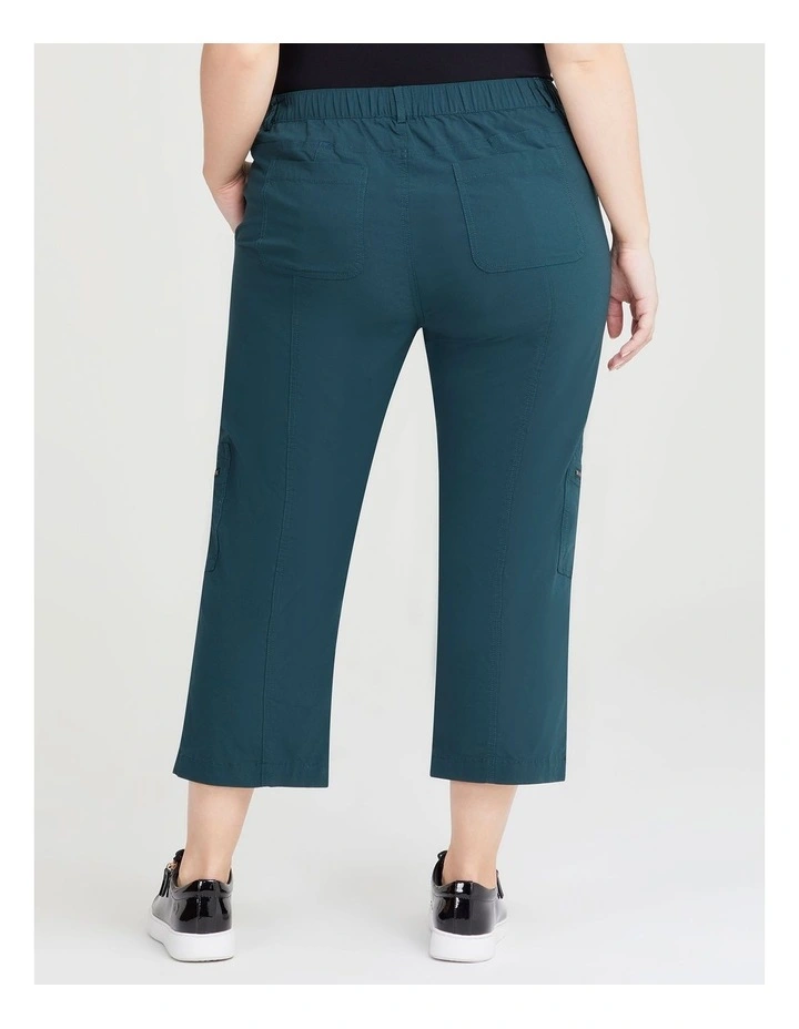 Castaway Cargo 3/4 Pocket Pant in Evergreen