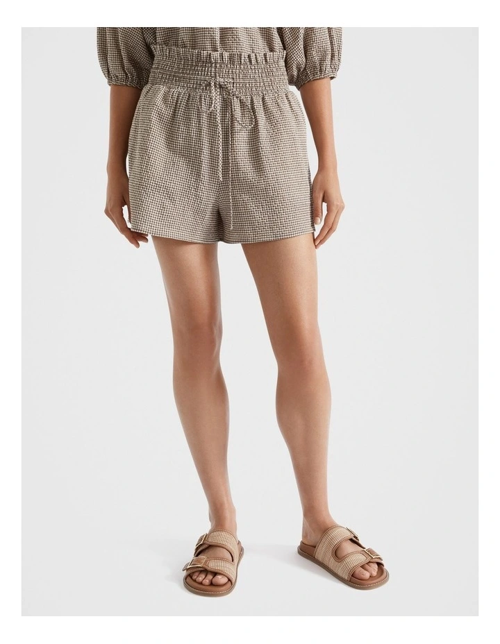 Textured Gingham Short in Cappuccino