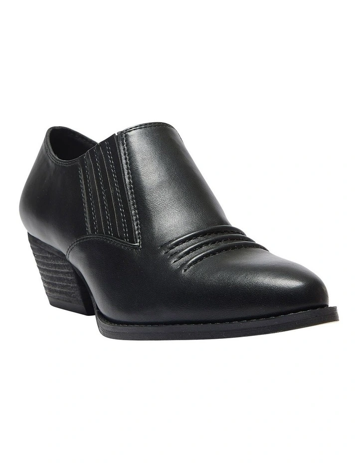 Trick Shoes in Black Smooth