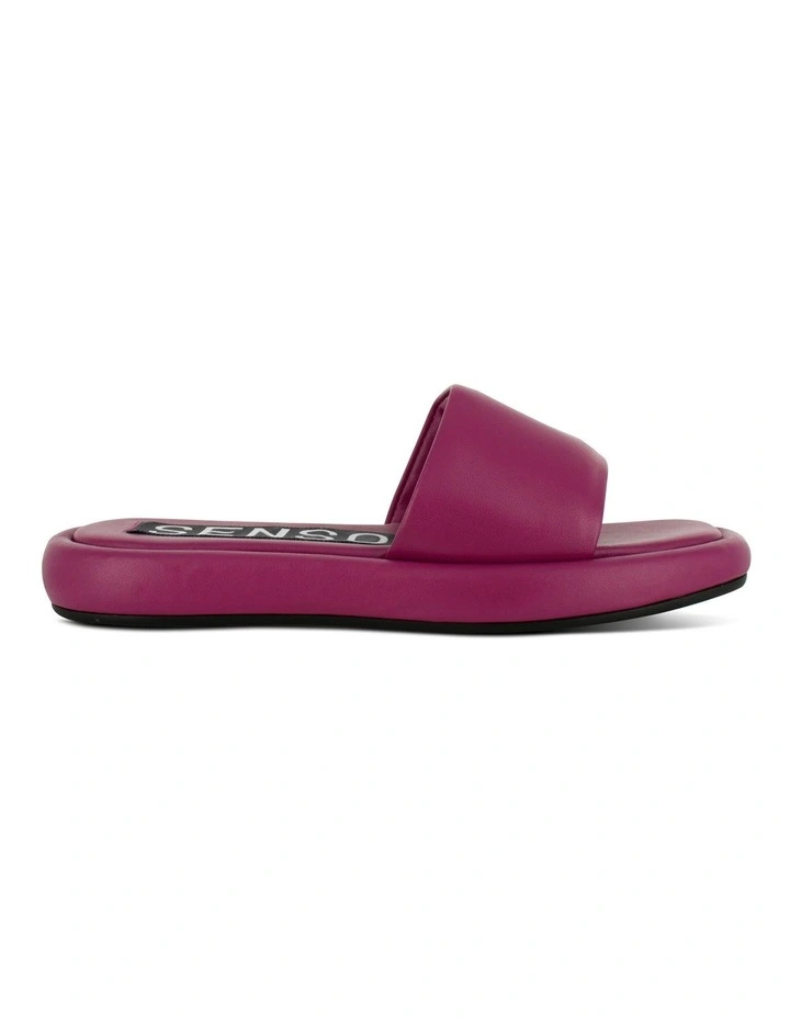 Bentley I Flat Sandals in Pink
