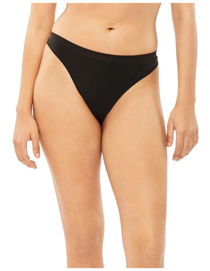 Bonded Flex Thong in Black