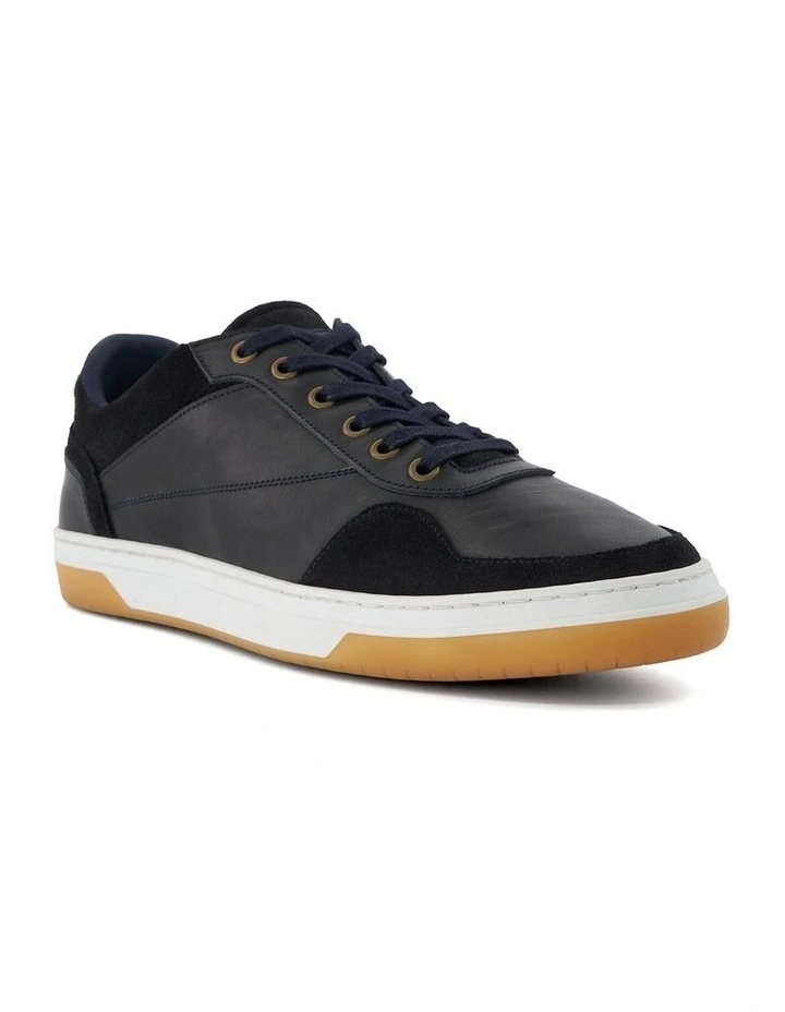 Thorin Sneaker in Navy
