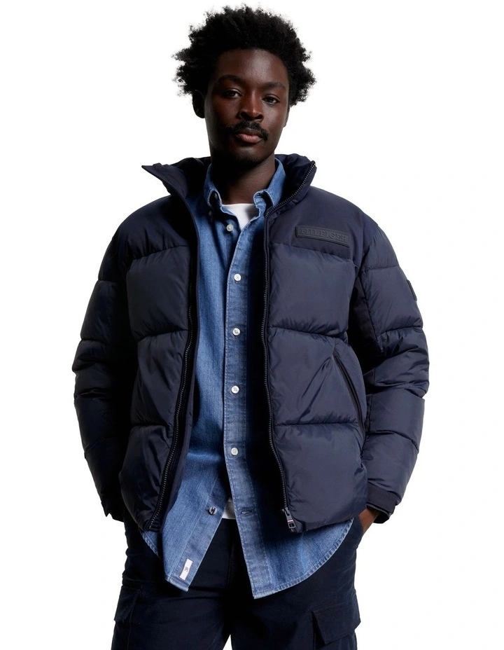 New York Puffer Jacket in Navy