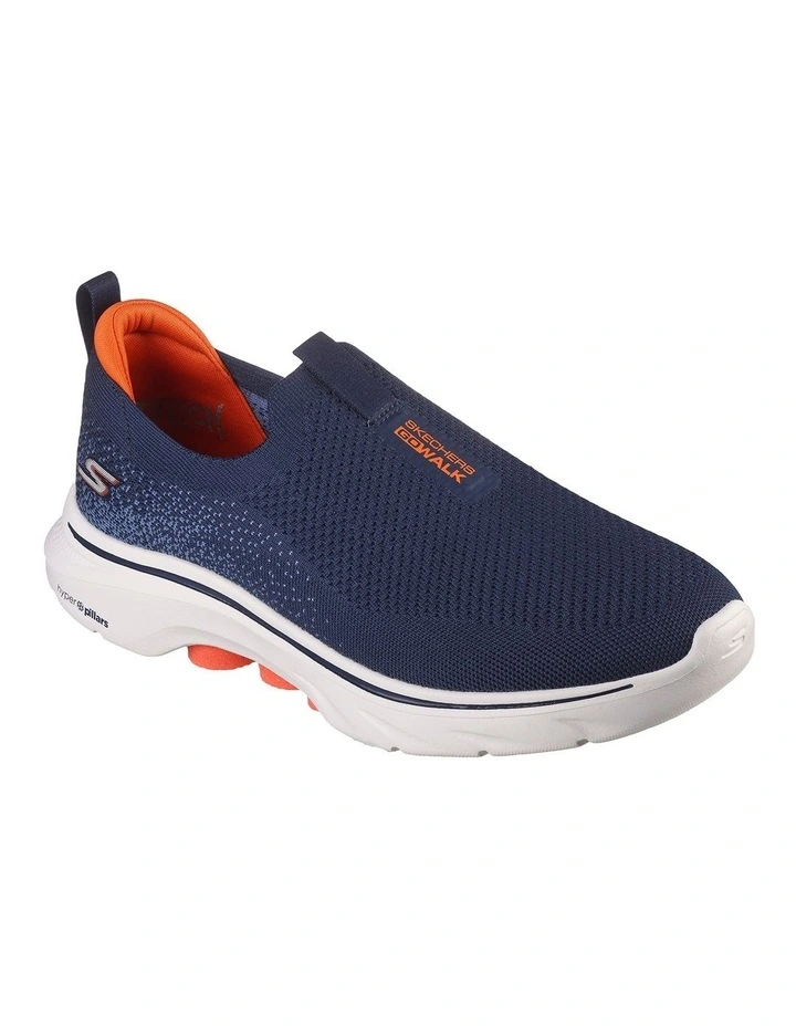 Go Walk 7 Sneakers in Navy